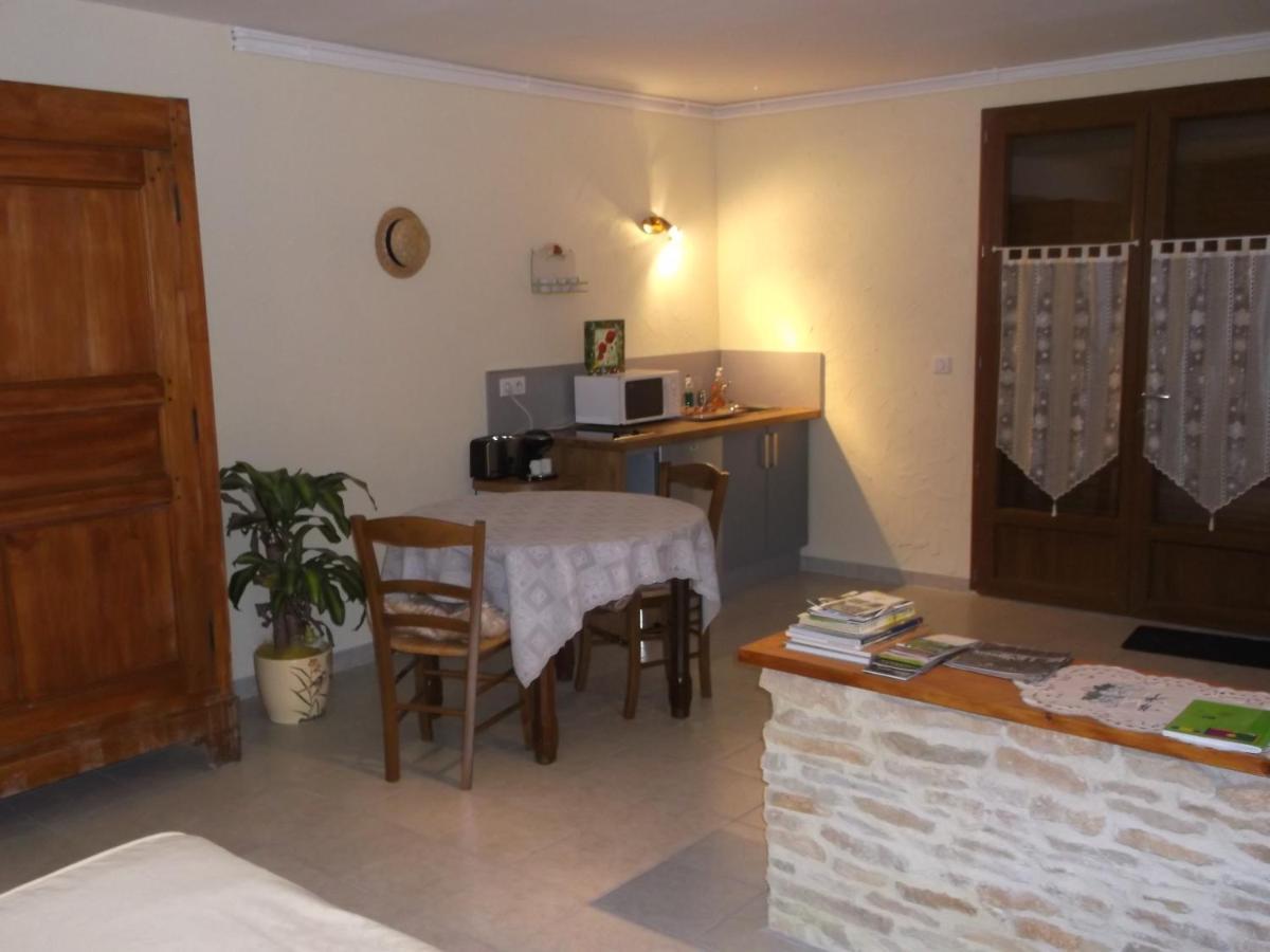 Bed and Breakfast Ma Cabotte De Bourgogne Marmagne  Экстерьер фото